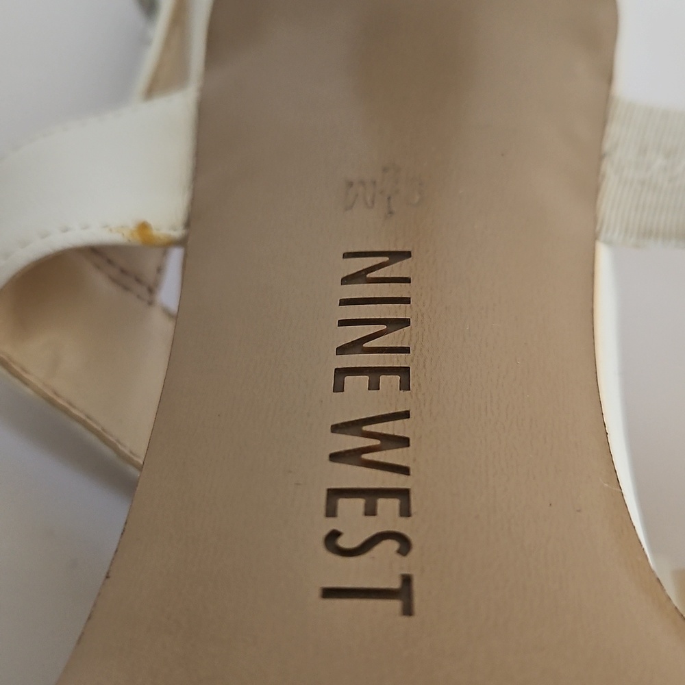 NEW Nine West Renice T Strap Slingback White Pump Size 9.5 - Picture 8 of 10